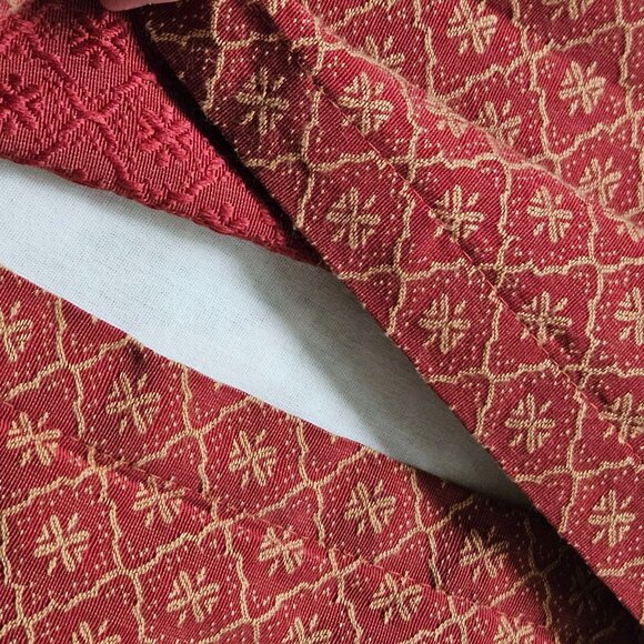 Waverly Carriage House Pillow Shams Standard Floral Rose Cottage Farmhouse 2pc - Picture 4 of 5